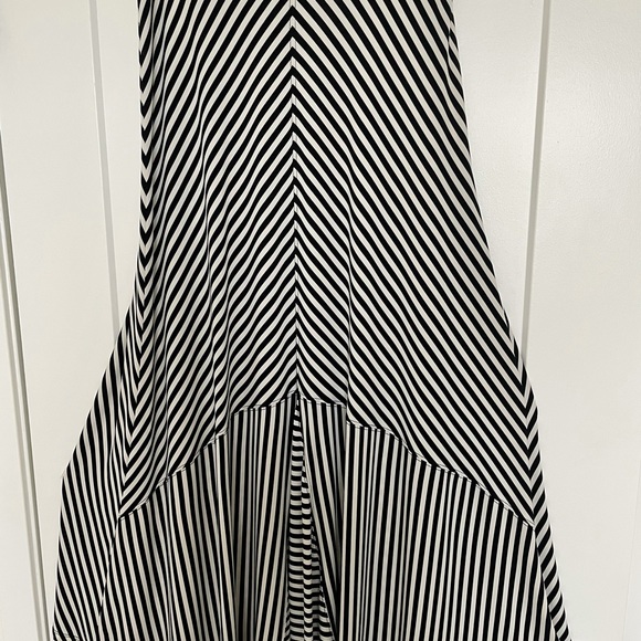 Komarov maxi skirt, fitted waistband, blk/wht stripe. poly/spandex blend XL - Picture 3 of 8